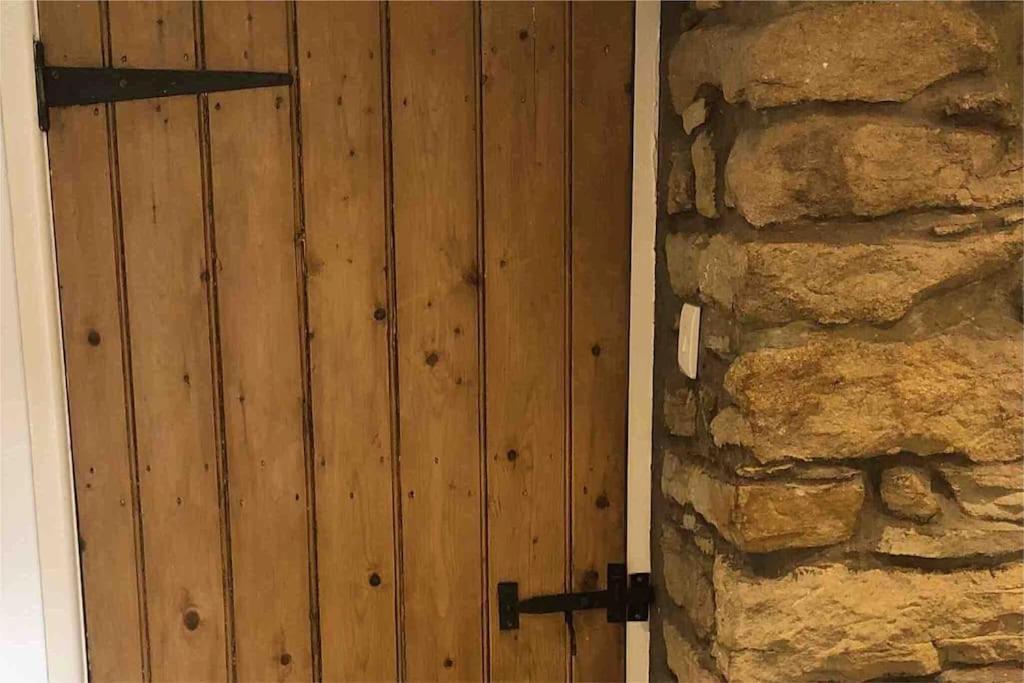 Westside Cottage, Newby, Clapham, Yorkshire Dales National Park, Famous Three Peaks, Near The Lake District, Pets Are Welcome Newby  Εξωτερικό φωτογραφία