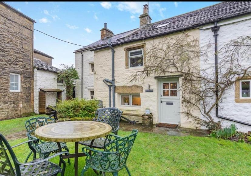 Westside Cottage, Newby, Clapham, Yorkshire Dales National Park, Famous Three Peaks, Near The Lake District, Pets Are Welcome Newby  Εξωτερικό φωτογραφία